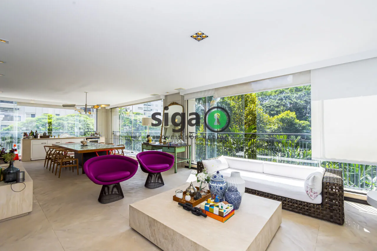 Imagem Apartamento a venda em MOEMA com 4 quartos