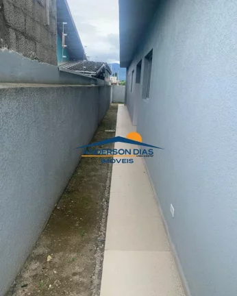 Imagem Casa com 2 dormitórios à venda, 74M² por R$ 280.000,00 - Golfinho - Caraguatatuba/SP