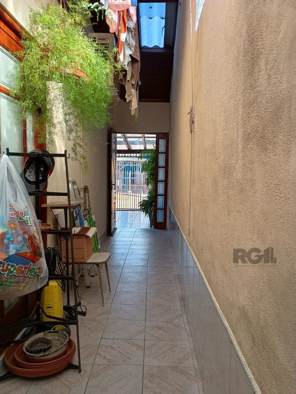 Imagem Casa 2 dormitórios, vagas de garagem, Bairro Parque da Matriz