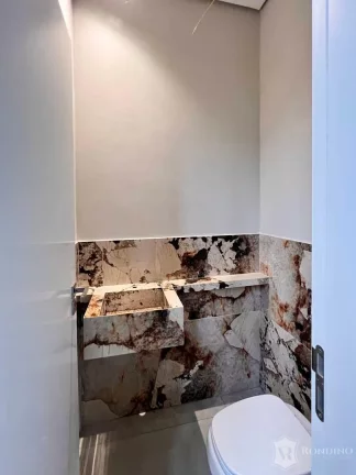 Imagem Casa t?(C)rrea no Chácara Ondina, 3 suítes, com piscina