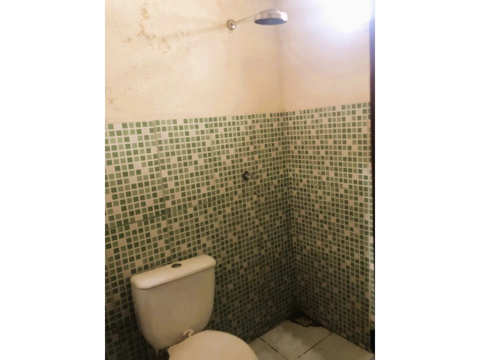 Imagem Casa com 2 Quartos à Venda ou Locação, 64 metros em Novo Aleixo - Manaus