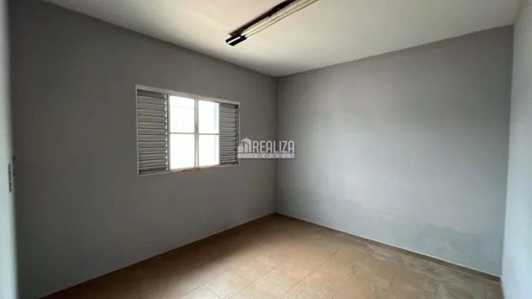 Imagem Casa no bairro Jardim São Bento, em Uberaba - 5 dormitórios