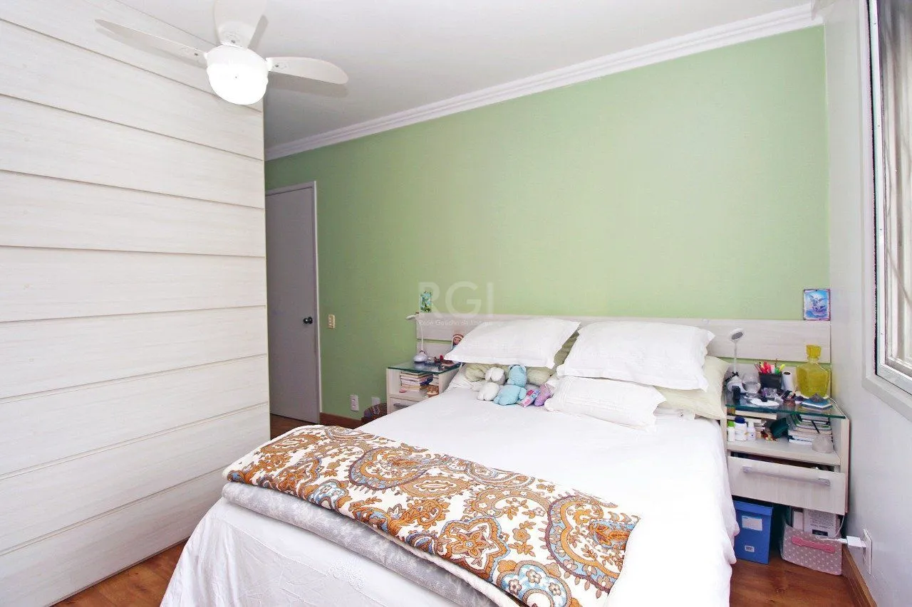 Imagem Apartamento 2 dormitórios, no bairro Floresta, Porto Alegre/RS