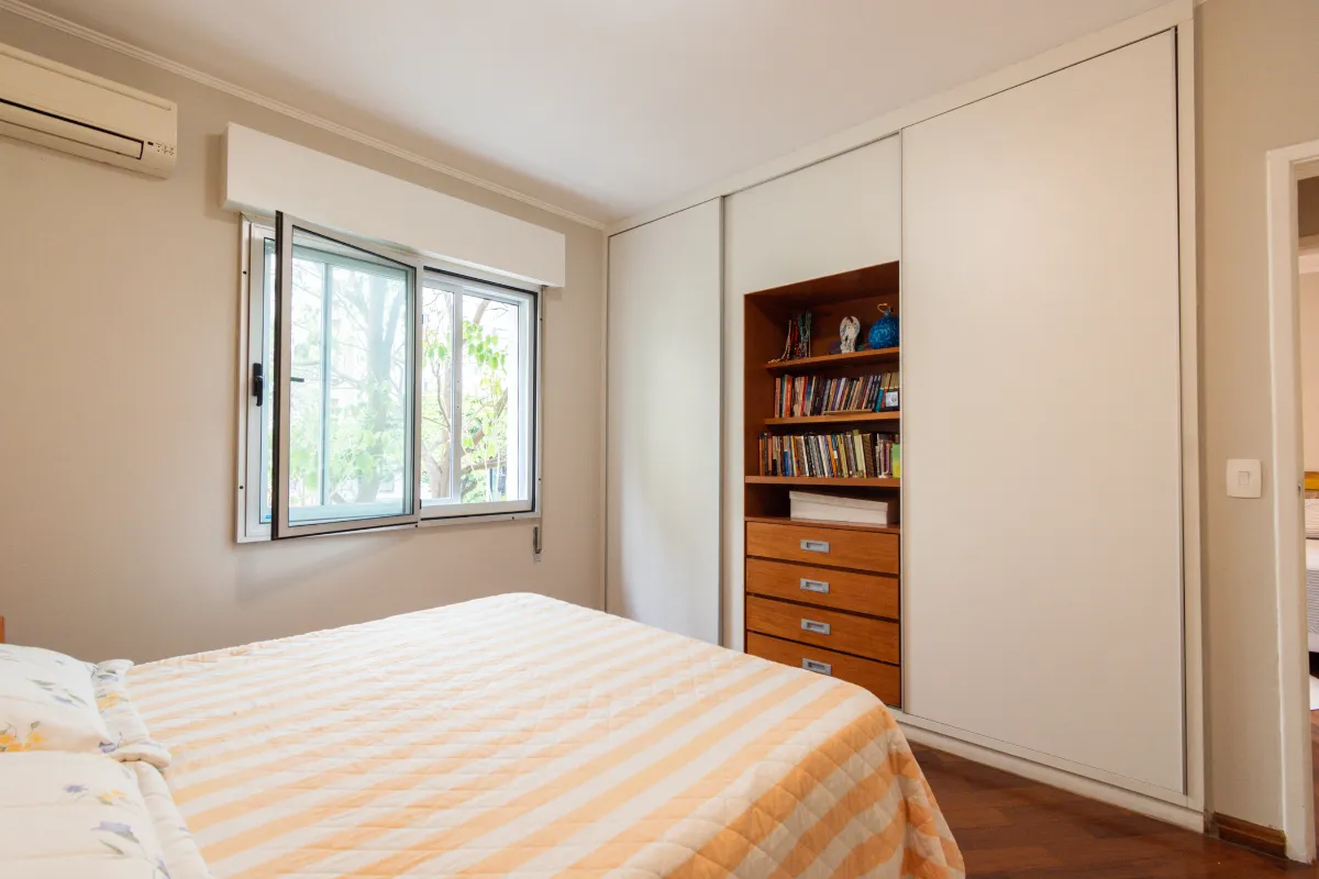 Imagem Apartamento para venda e locação em Jardim Paulista com 2 quartos, sendo 1 suíte, 138m2