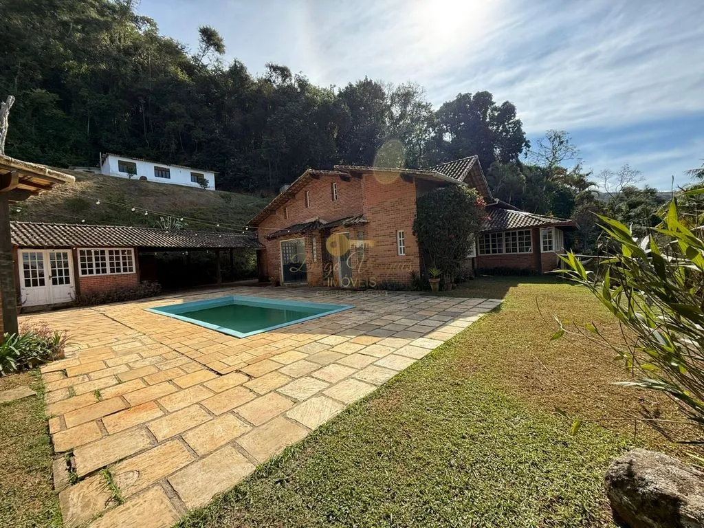 Foto do imóvel Casa para Venda em Teresópolis / RJ em Estrada das Arapongas