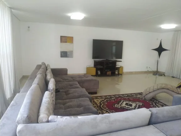 Imagem Casa com 5 Quartos e 6 banheiros!!!!