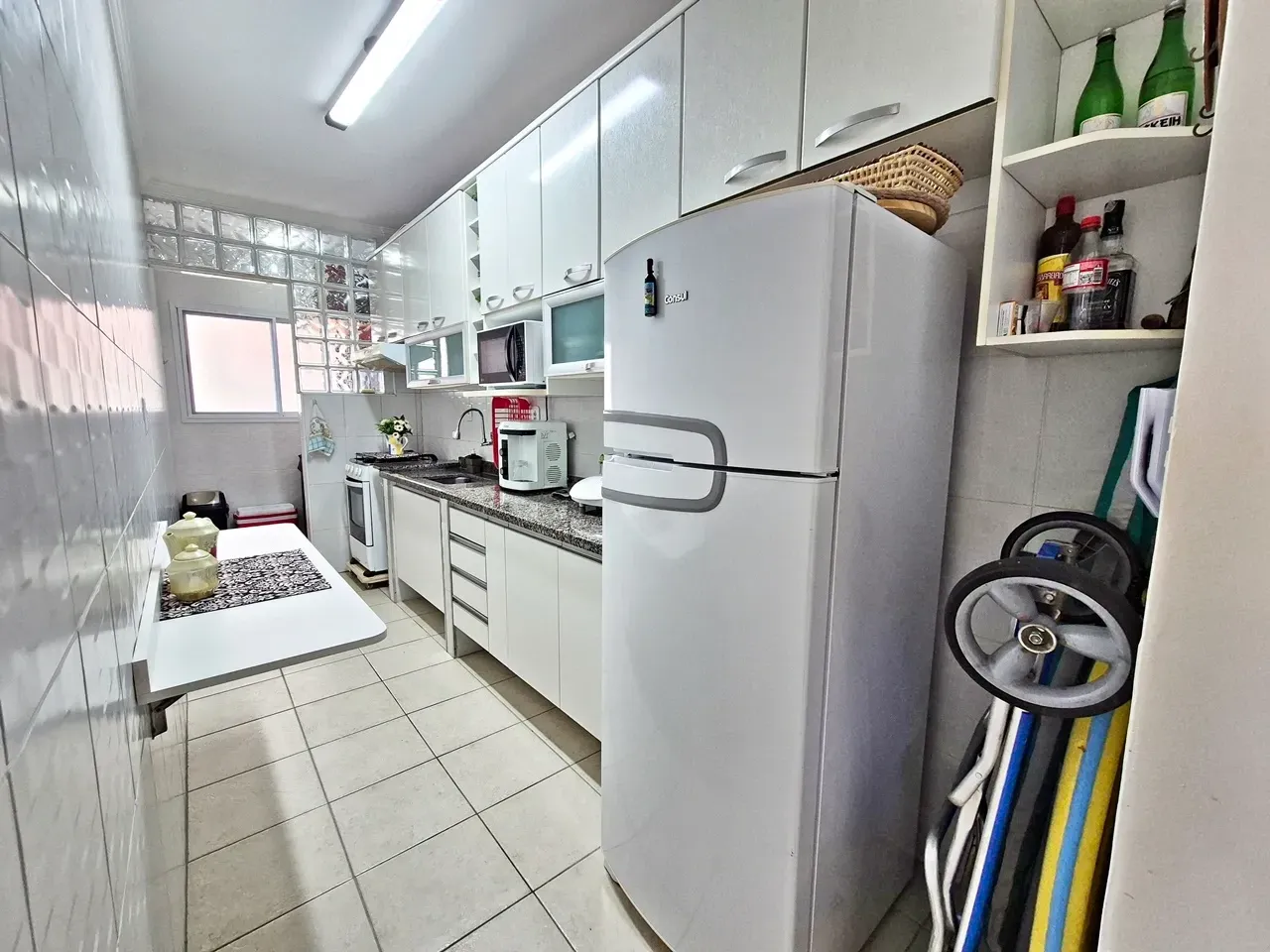Imagem Apartamento com 2 Quartos à Venda, 60 m² em Mirim - Praia Grande