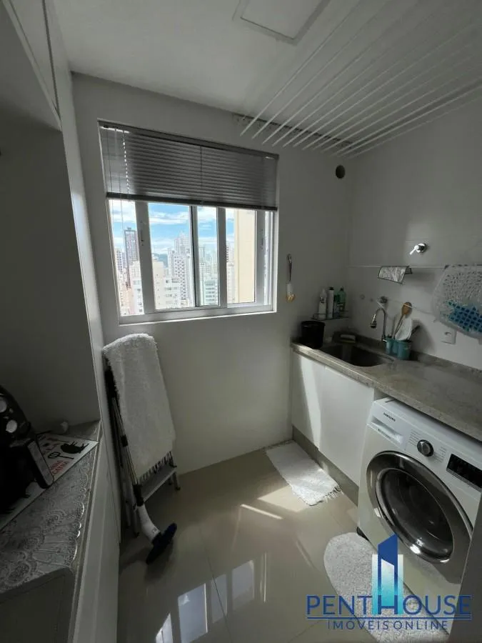Imagem Apartamento Zona Central para Venda em Balneário Camboriú, CENTRO, 3 dormitórios, 3 suítes, 4 banheiros, 3 vagas