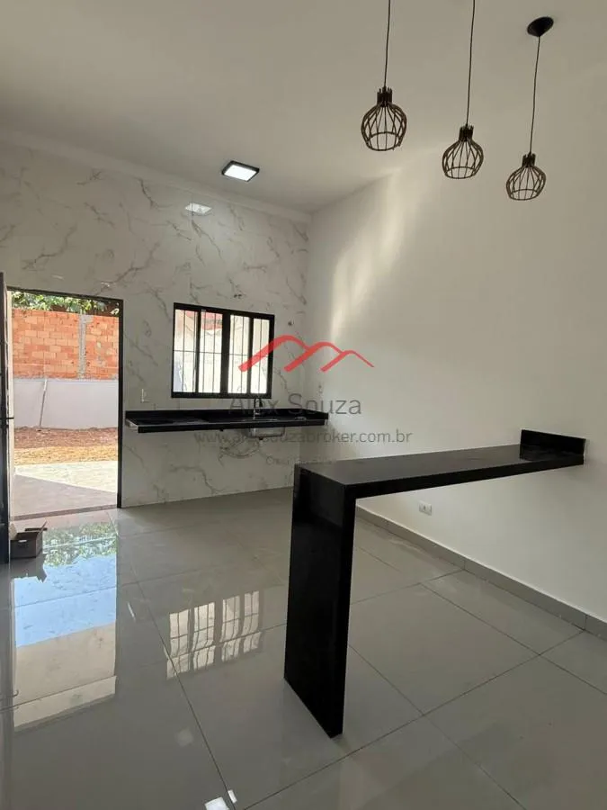 Imagem Casa para Venda em Hortolândia, Parque Bellaville, 2 dormitórios, 1 suíte, 1 banheiro, 2 vagas
