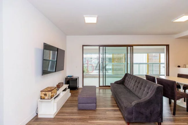 Imagem Apartamento 137m² Brooklin: 3 Suítes, Varanda Gourmet e Lazer Completo, 600m Metrô