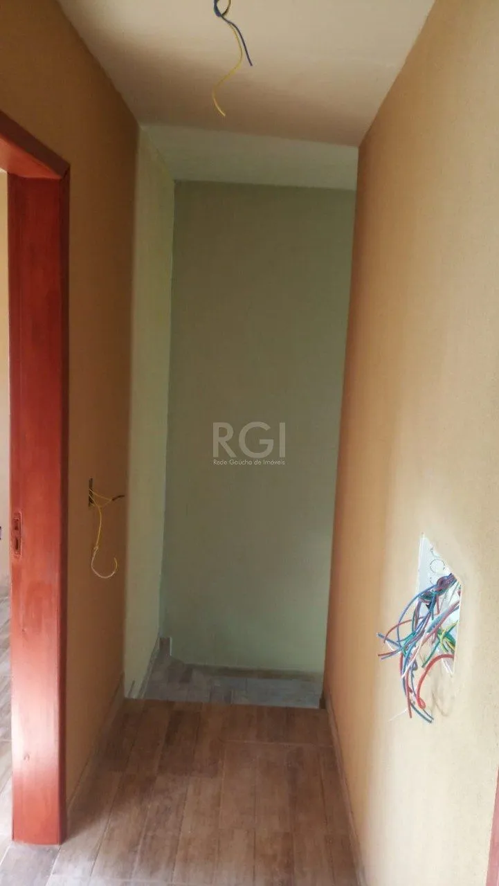 Imagem Sobrado 2 dormitórios, vaga de garagem, Bairro Passos dos Ferreiros