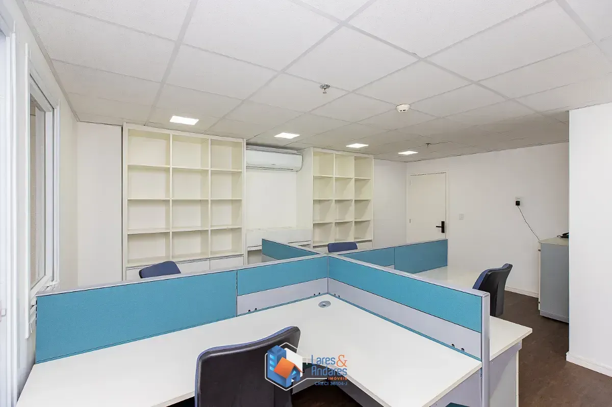Imagem Conjunto comercial para venda em Várzea da Barra Funda, 68m²
