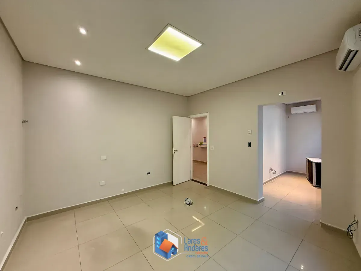 Imagem Casa comercial para venda em Socorro, 246m²
