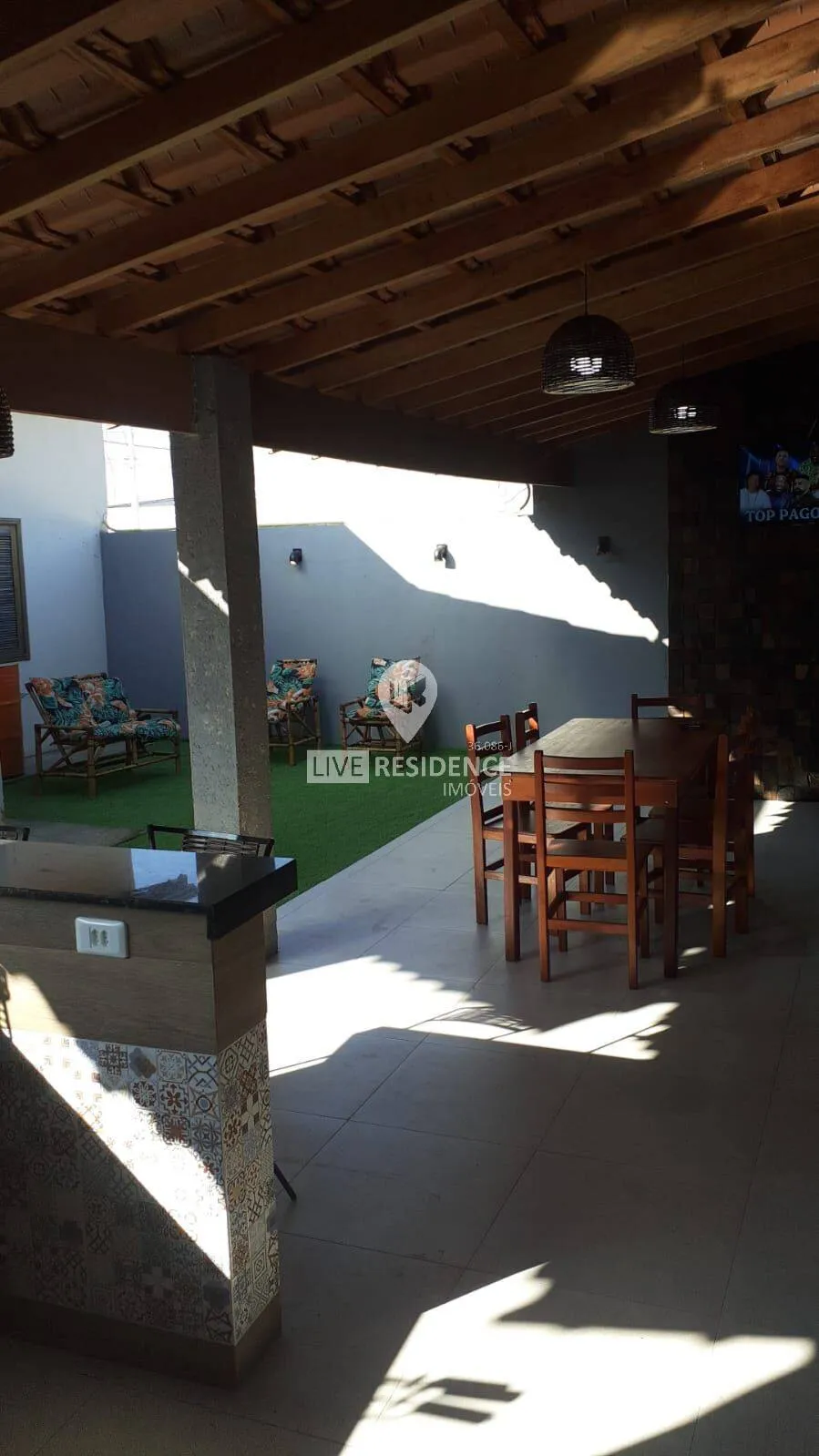 Imagem Casa totalmente térrea à venda em área comercial no Jardim Verona!