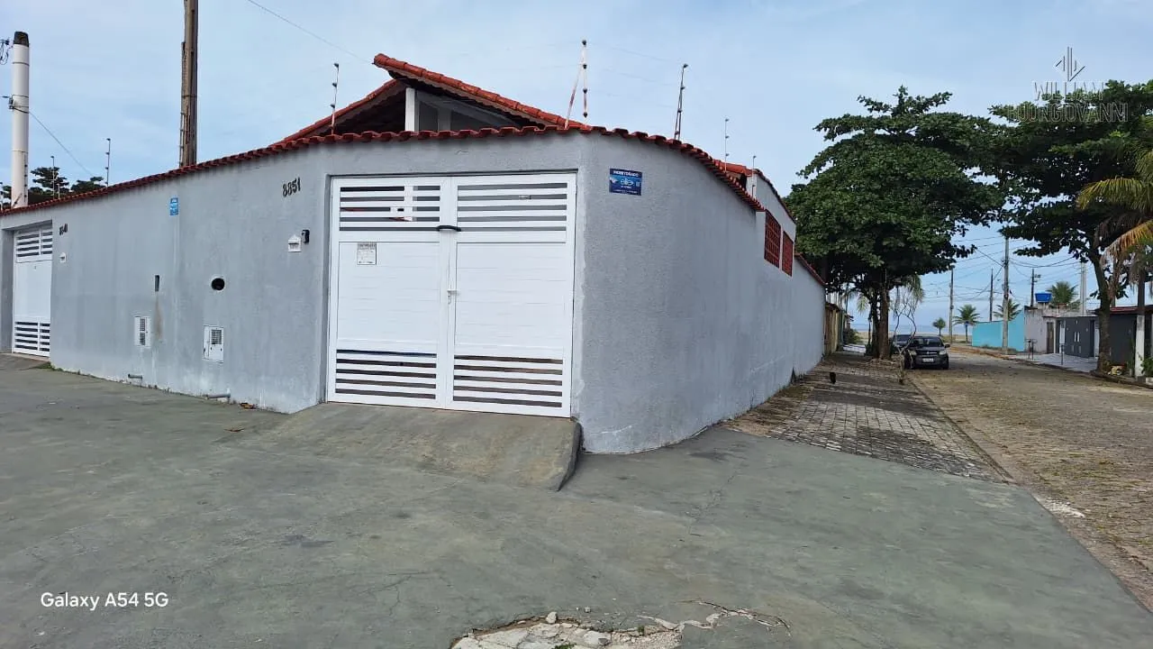 Imagem CASA TERREA 3 DORMITORIOS COM PISCINA EM MONGAGUA