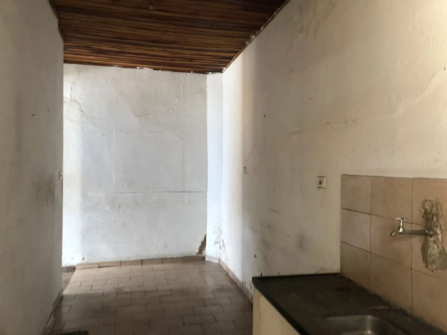 Imagem Comercial para Locação 2 Quartos, 2 Vagas, 120M², Centro, Pindamonhangaba - SP