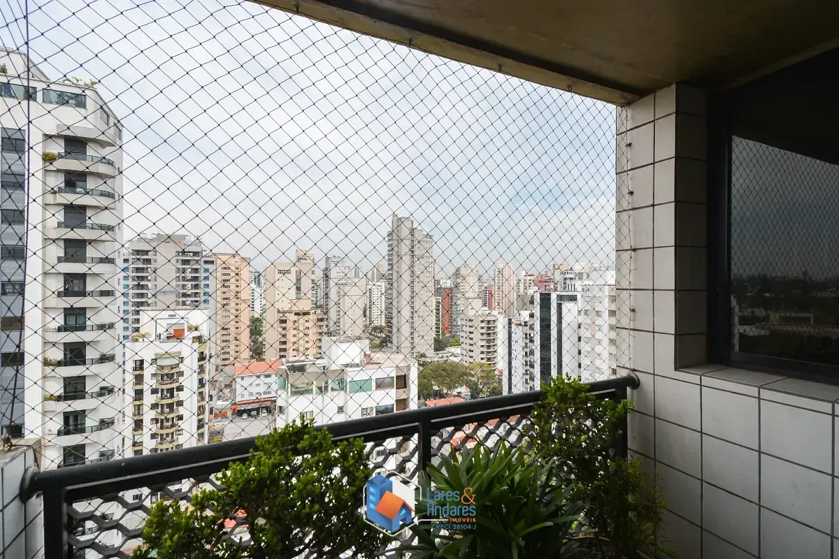 Imagem Apartamento para venda em Moema com 3 quartos, sendo 3 suítes, 202m²