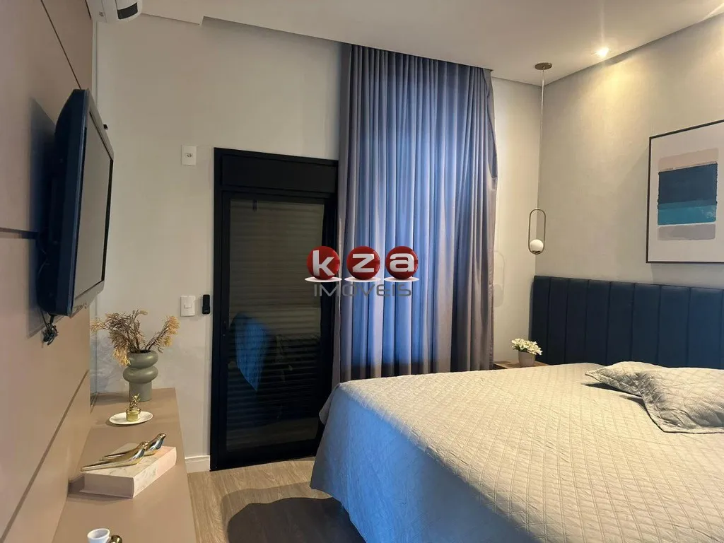 Imagem Espetacular Casa em Condomínio à Venda em Valinhos-SP 3 Quartos, 3 Suítes, 3 Salas Condomínio Le Village 287m²