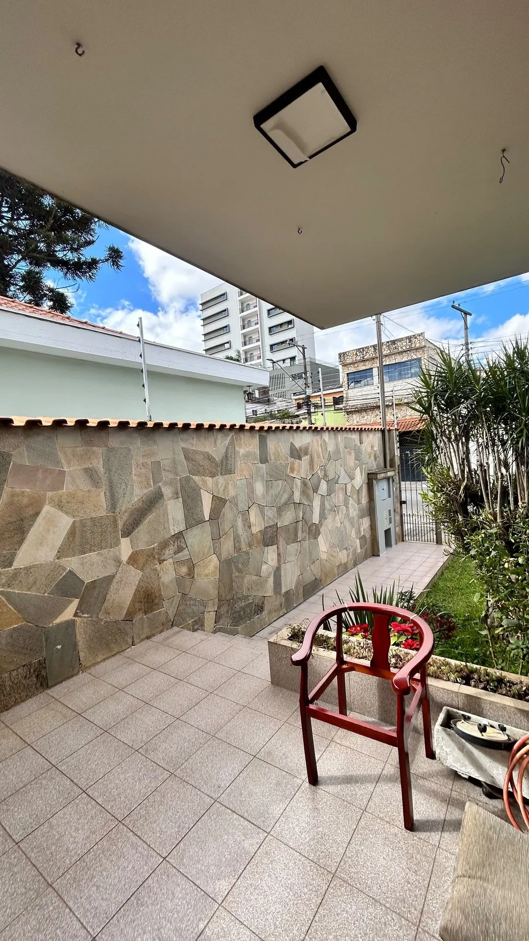 Imagem Sobrado alto Padrão. Exclusividade, sofisticação e muito espaço para viver os melhores momentos da sua vida.