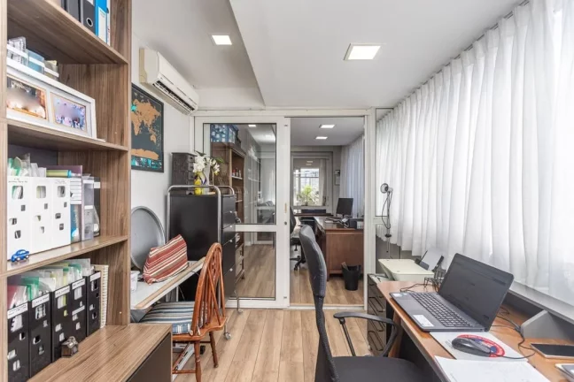 Imagem Cobertura Duplex para venda no bairro Chácara das Pedras em Porto Alegre