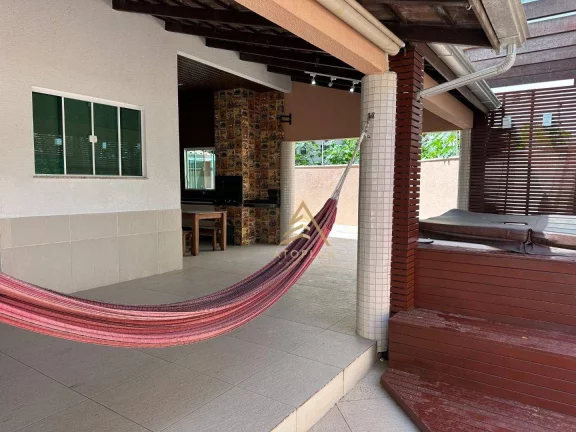 Imagem Casa com 3 dormitórios para alugar, 127 m² por R$ 7.657,95/mês - Centro - Itapema/SC