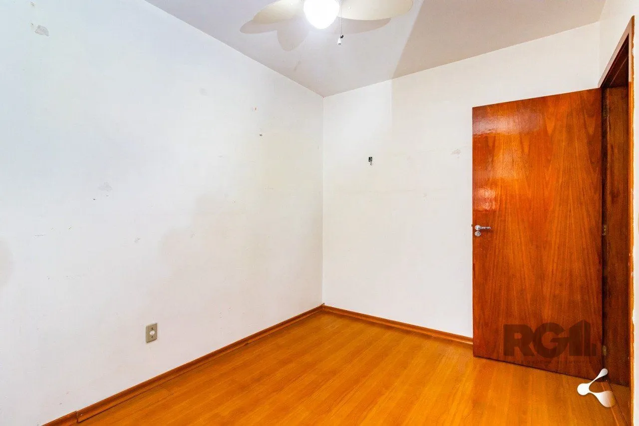 Imagem Apartamento com 2 dormitórios e 1 vaga de garagem escriturada bairro Rio Branco
