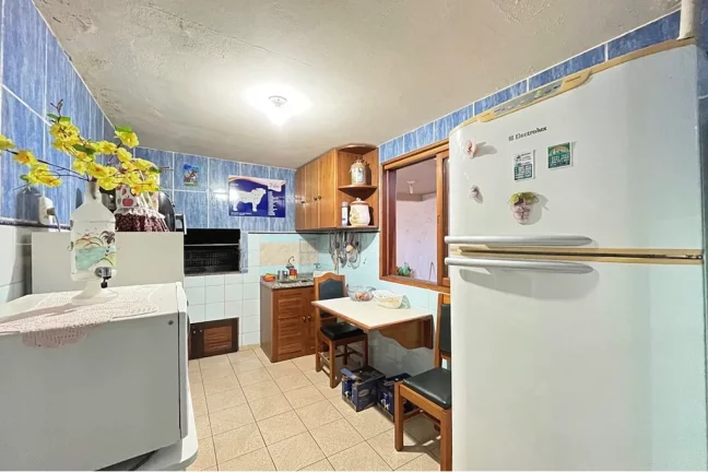 Imagem Casa para venda no bairro Vila Nova em Porto Alegre