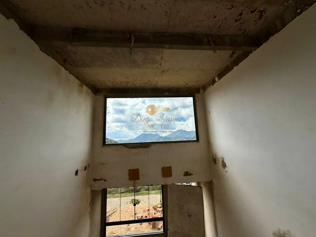 Imagem Casa em Condomínio para Venda em Teresópolis / no bairro Albuquerque