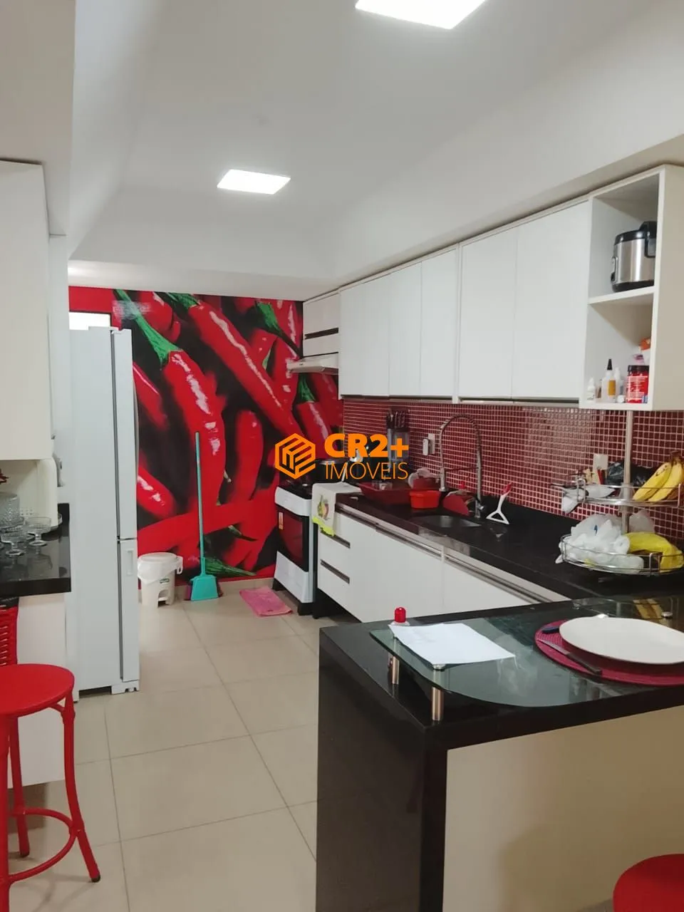 Imagem Vendo apartamento no bairro Mauricio de Nassau em Caruaru, porteira fechada.-135