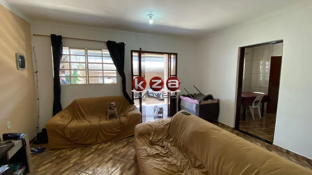 Imagem Casa à venda em Valinhos-SP, Jardim Universo: 4 quartos, 1 suíte, 1 sala, 2 banheiros, 4 vagas de garagem, 177m².