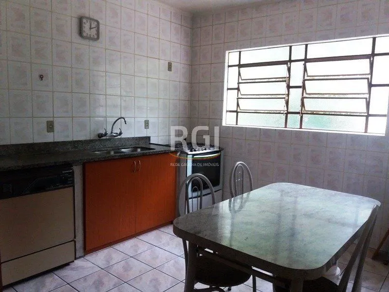 Imagem Casa para Venda - 250m², 5 dormitórios, sendo 3 suites, 2 vagas - Ipanema