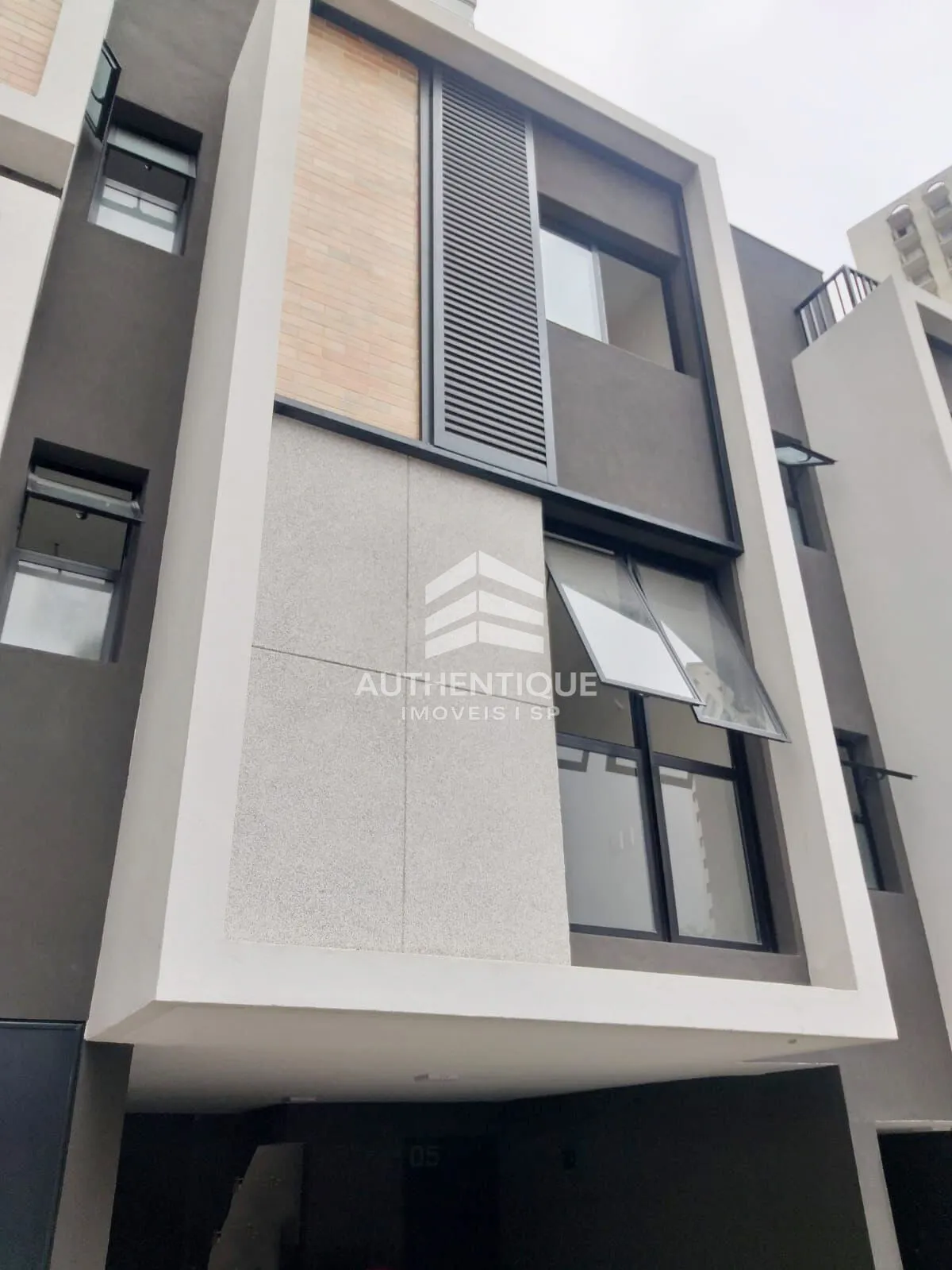 Foto do imóvel CUBE KLABIN - Casa em Condomínio à venda em Rua Conde de Irajá