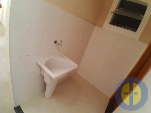 Imagem Vendo casa de 3 quartos em Itaipuaçu