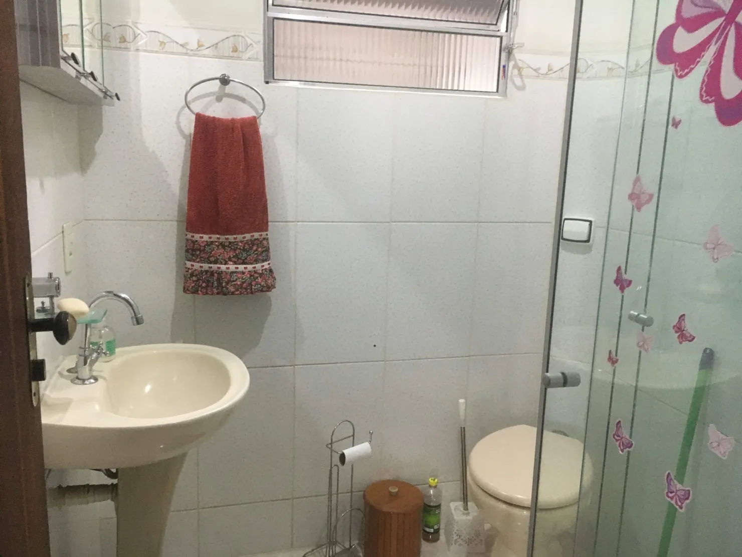 Imagem Casa à venda 3 Quartos, 1 Suite, 300M², Conjunto Habitacional Terra dos Ipês I (Sul), Pindamonhangaba - SP
