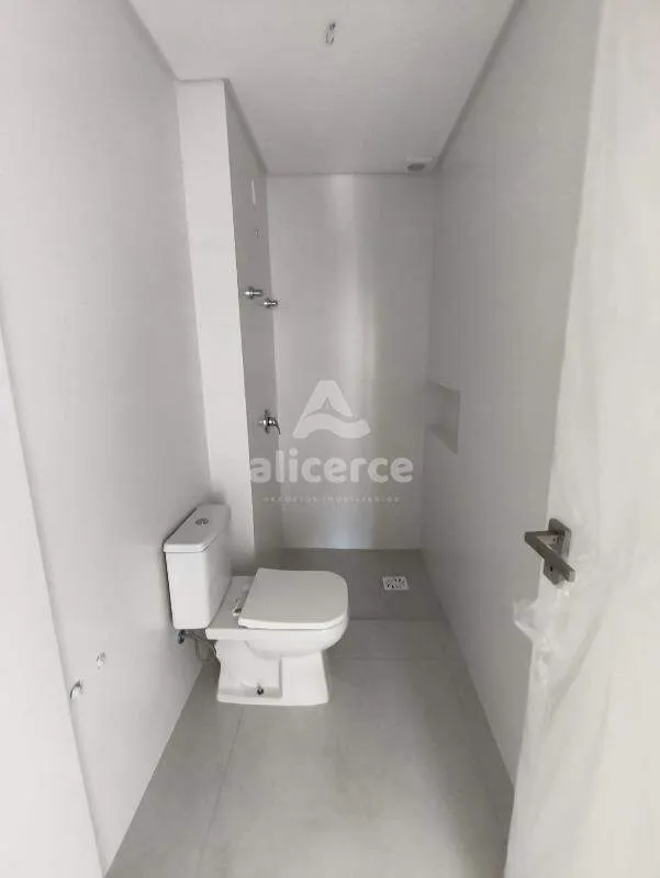 Imagem Apartamento à venda com 3 quartos 1 suíte, 87m² em Barreiros São José