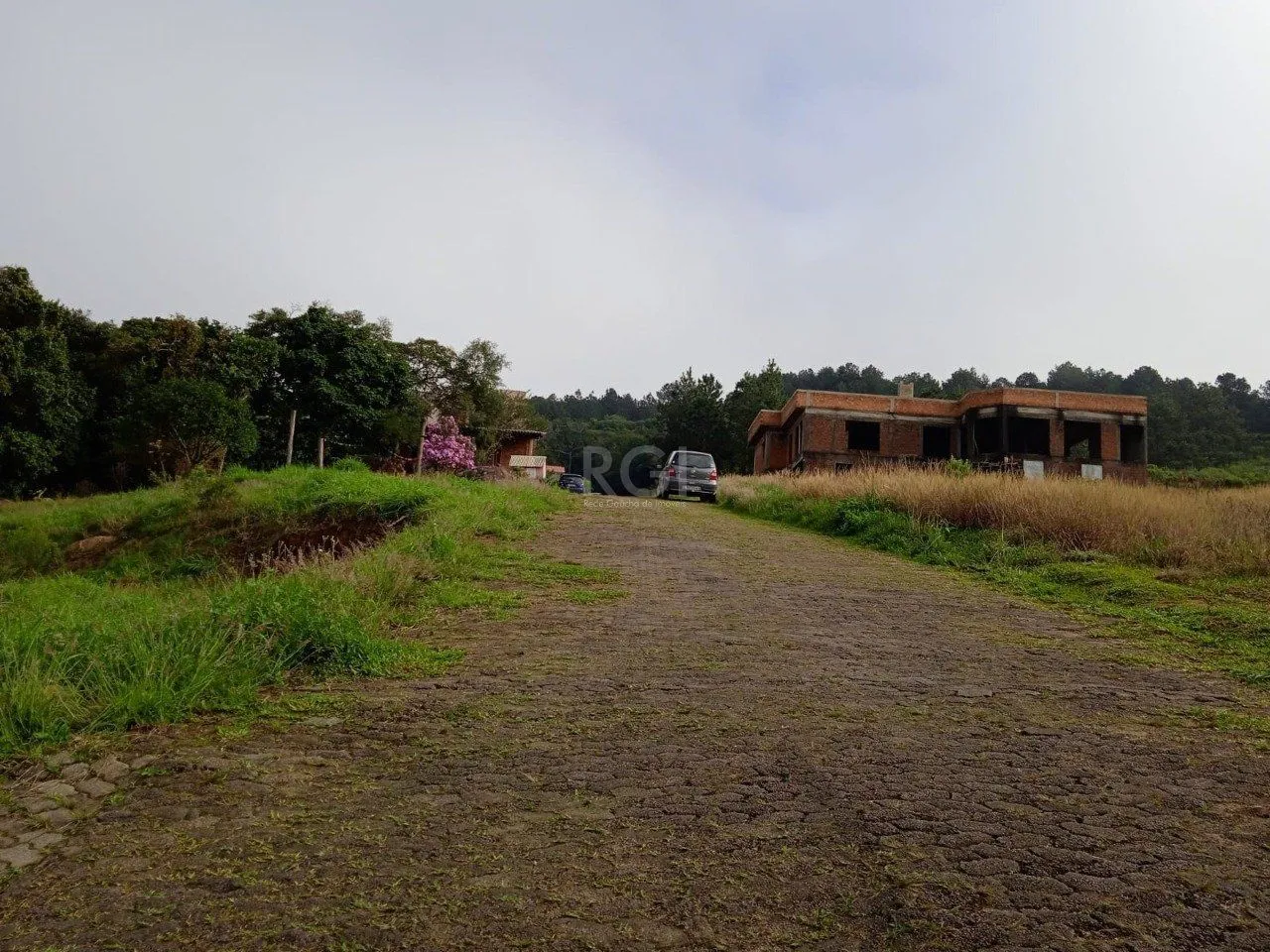 Imagem Terreno para Venda - 4950m², 0 dormitórios, Vila Nova, Porto Alegre