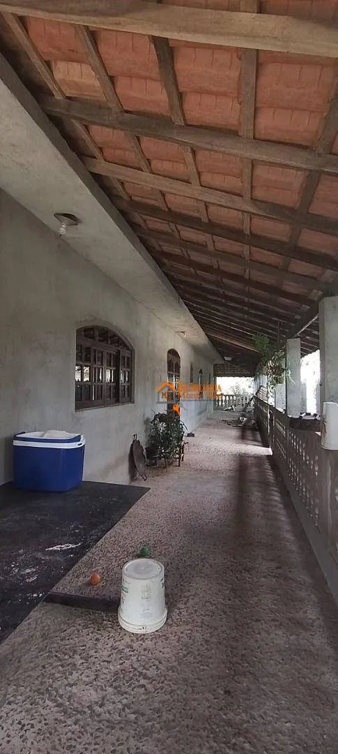 Imagem Chácara com 3 dormitórios à venda, 1760 m² por R$ 620.000,00 - Zona Rural - Arujá/SP