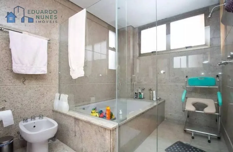 Imagem APARTAMENTO COM 4 QUARTOS, 2 SUÍTES , 05 VAGAS, LAZER NO FUNCIONÁRIOS!!!