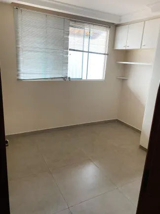 Imagem Sobrado com 3 Quartos à Venda ou Locação, 170 m² em Vila São João - Goiânia
