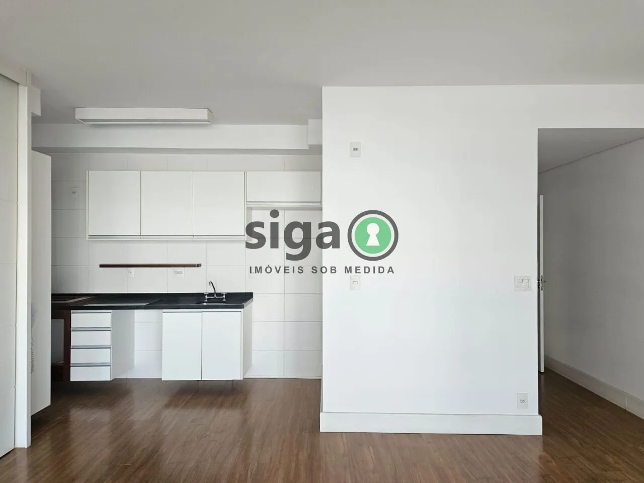 Imagem Apartamento mobiliado para alugar no Condomínio Limited Funchal