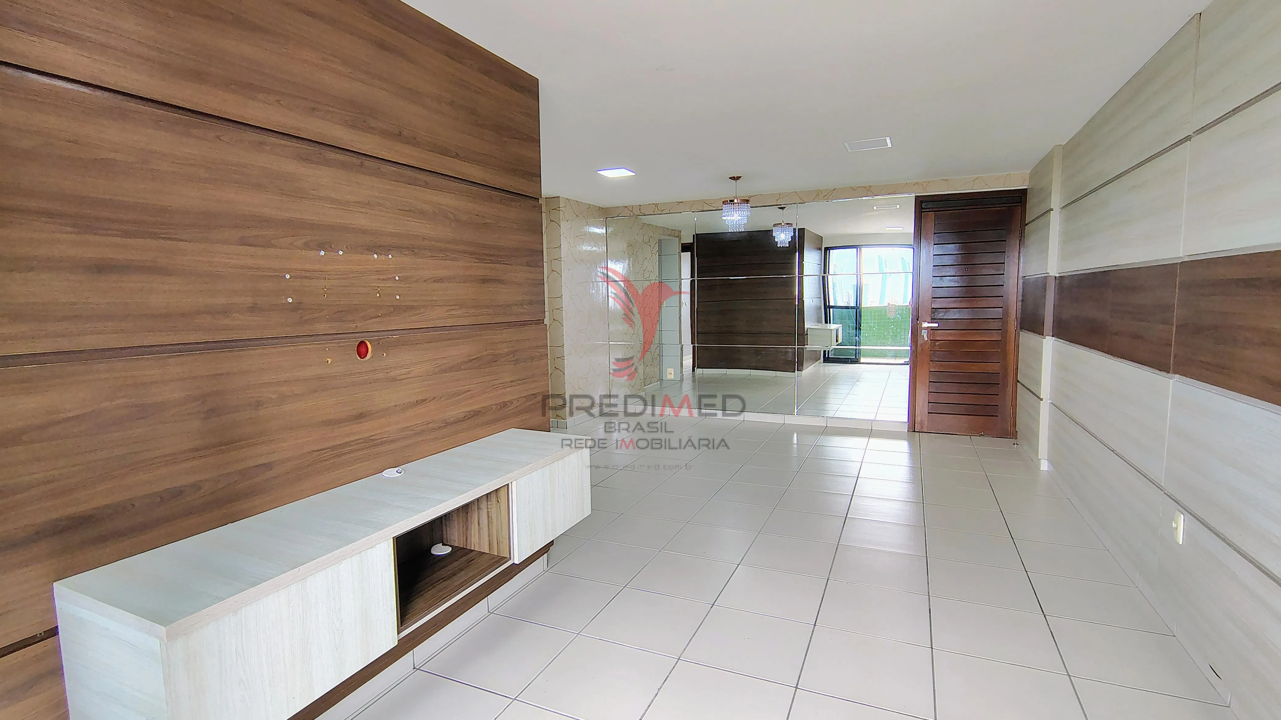 Imagem Lindo apartamento no Bairro dos Estados,andar alto, Varanda com vista mar à venda