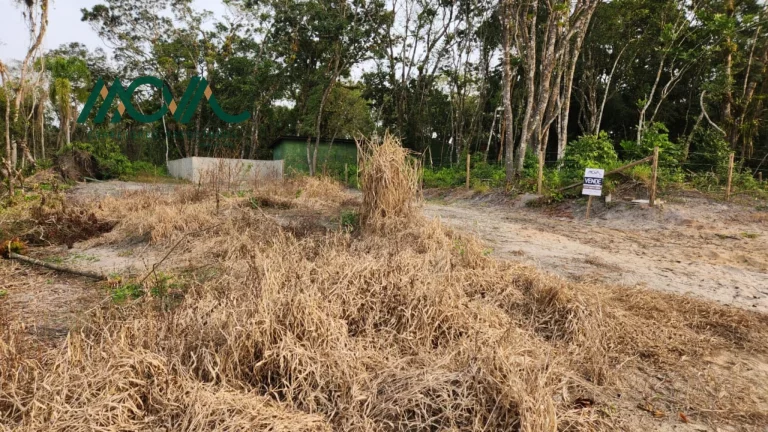 Imagem Terreno Limpo e Demarcado a 3 Quadras do Asfalto no Balneário Uirapuru - Pronto para Construir!