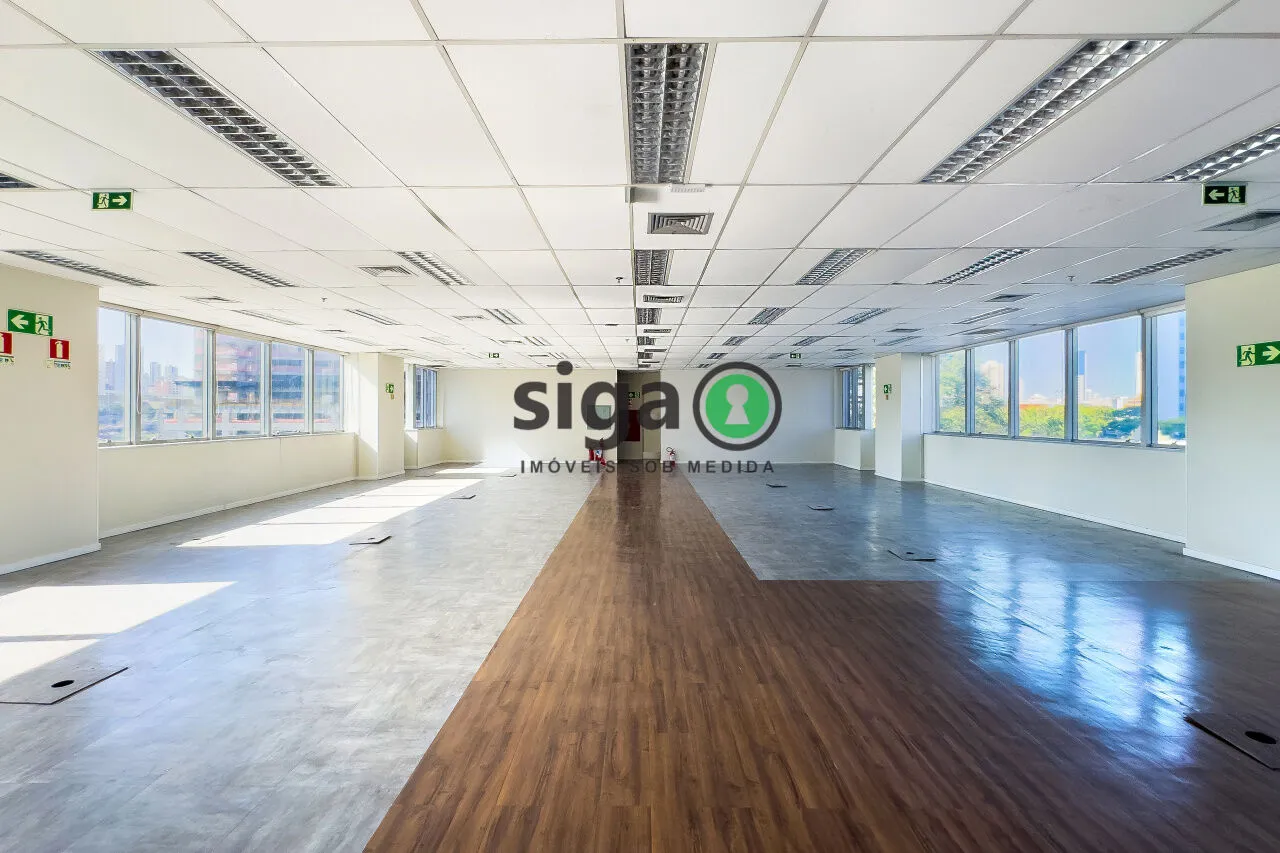 Imagem Sala Comercial e 6 banheiros para Locação, 457 m² por R$ 25.000