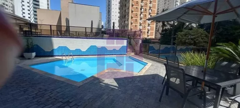 Imagem Amplo apartamento em Pitangueiras!!!