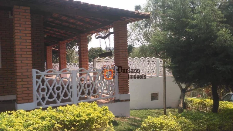 Imagem Chácara com 3 dormitórios à venda, 2040 m² por R$ 1.350.000,00 - Jardim Estância Brasil - Atibaia/SP