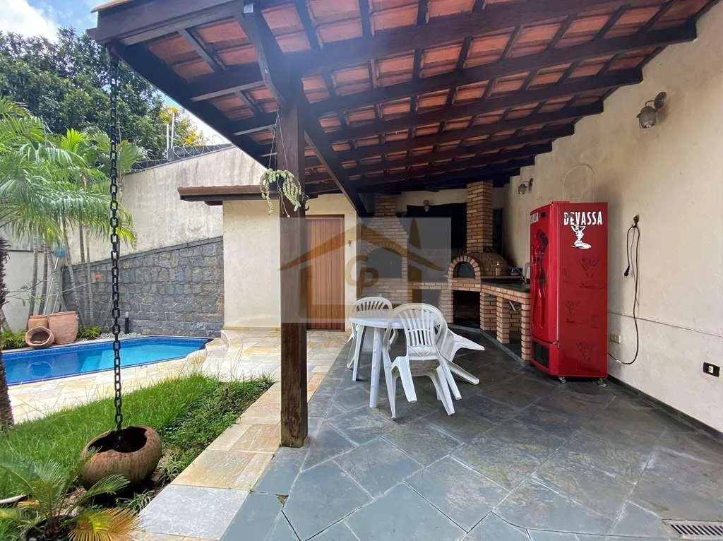 Imagem 3 dorms / 1 suíte. Ótima casa, lareira, piscina e gourmet!