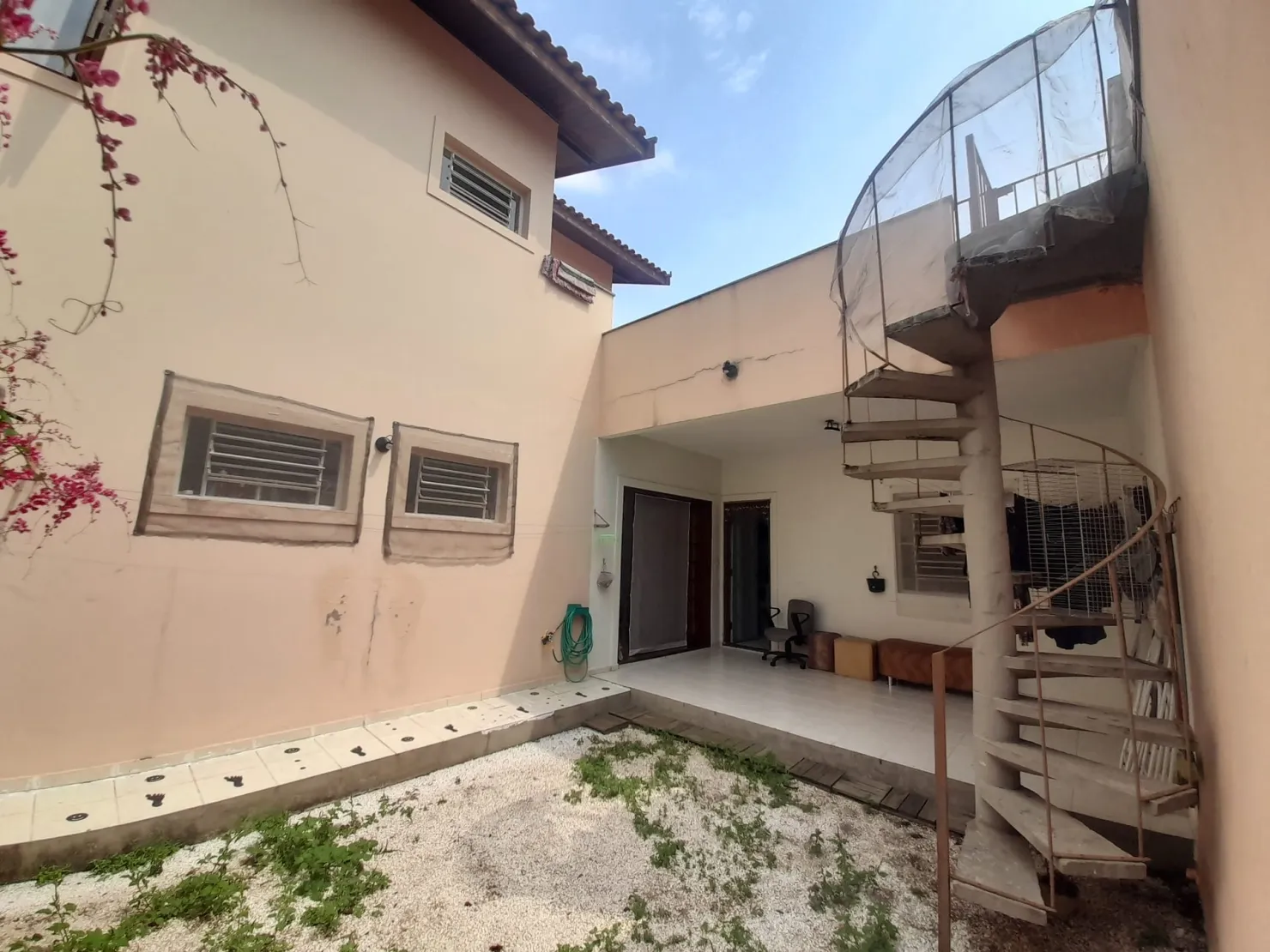 Imagem Casa à venda 5 Quartos, 2 Suites, 2 Vagas, 340M², Chácara do Visconde, Taubaté - SP