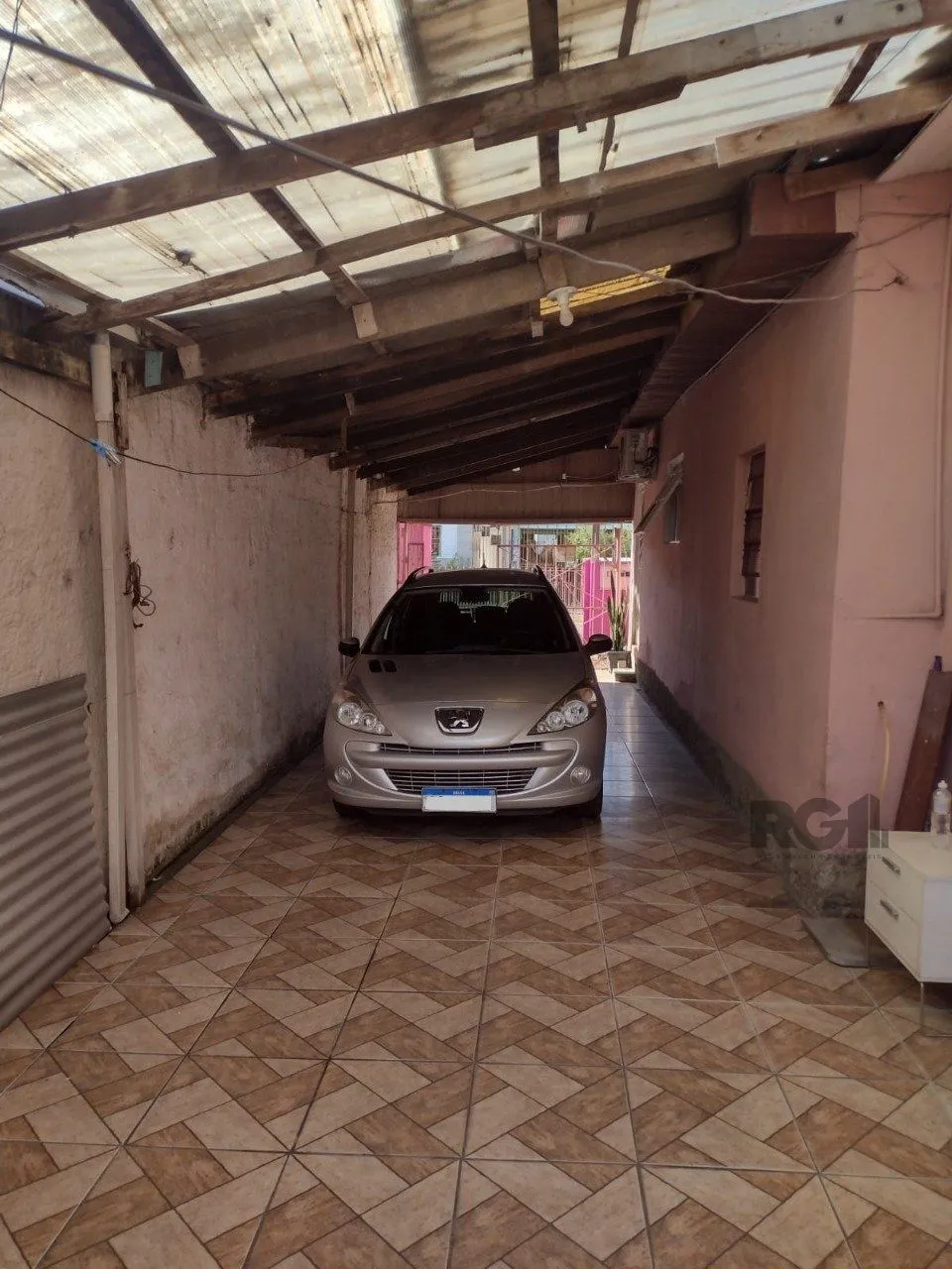 Imagem Duas casas, 3 dormitórios, vaga de garagem, Bairro Monte Carlo