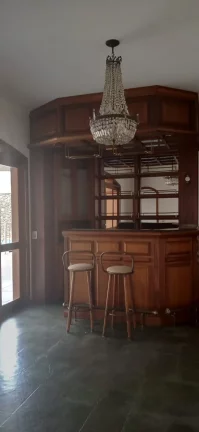 Imagem Residencia localizada no Estoril II, completa em armarios, 4 suítes.