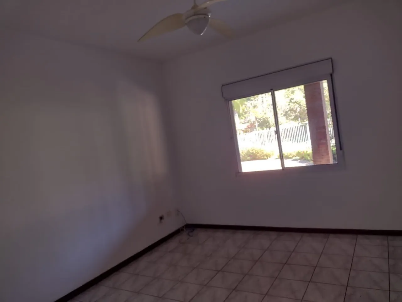 Imagem Vende-se Linda Casa no Loteamento fechado City Castelo